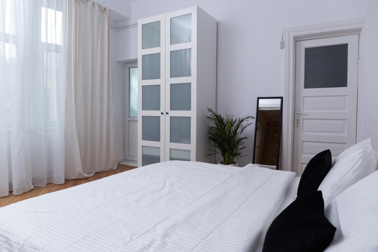 Color Aparments Coposu Blv Apartment Bucharest Exterior photo